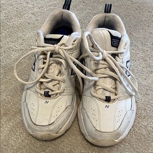 New Balance Women’s white Sneakers